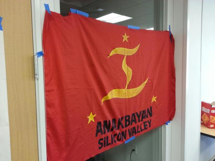 32168_412782448804559_1838229639_n