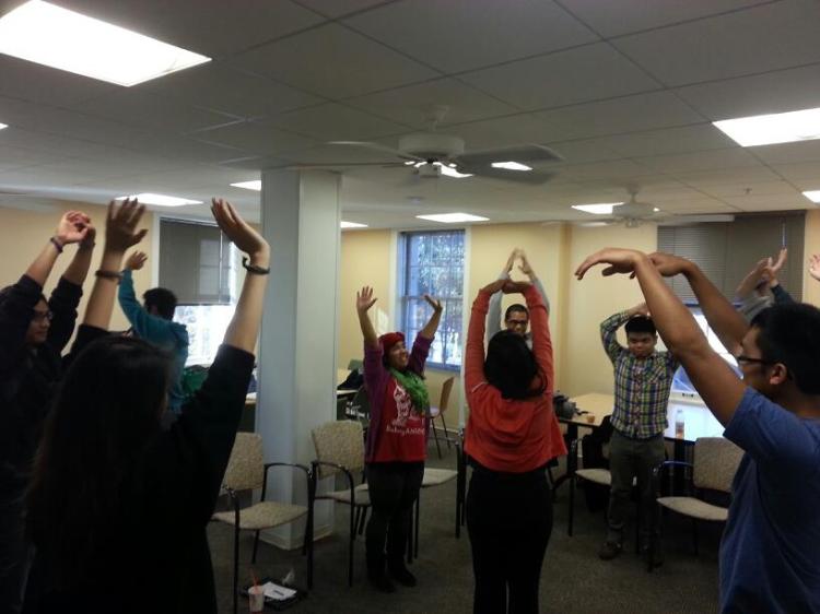 409610_412782532137884_695747104_n