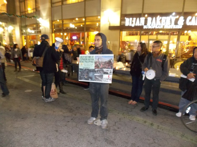 Candlelight_Vigil_03